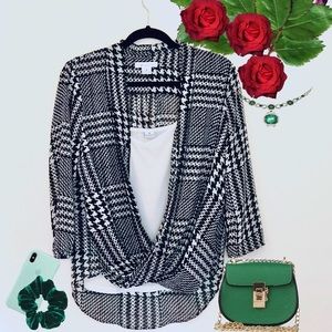 Black & White 100% Polyester Blouse